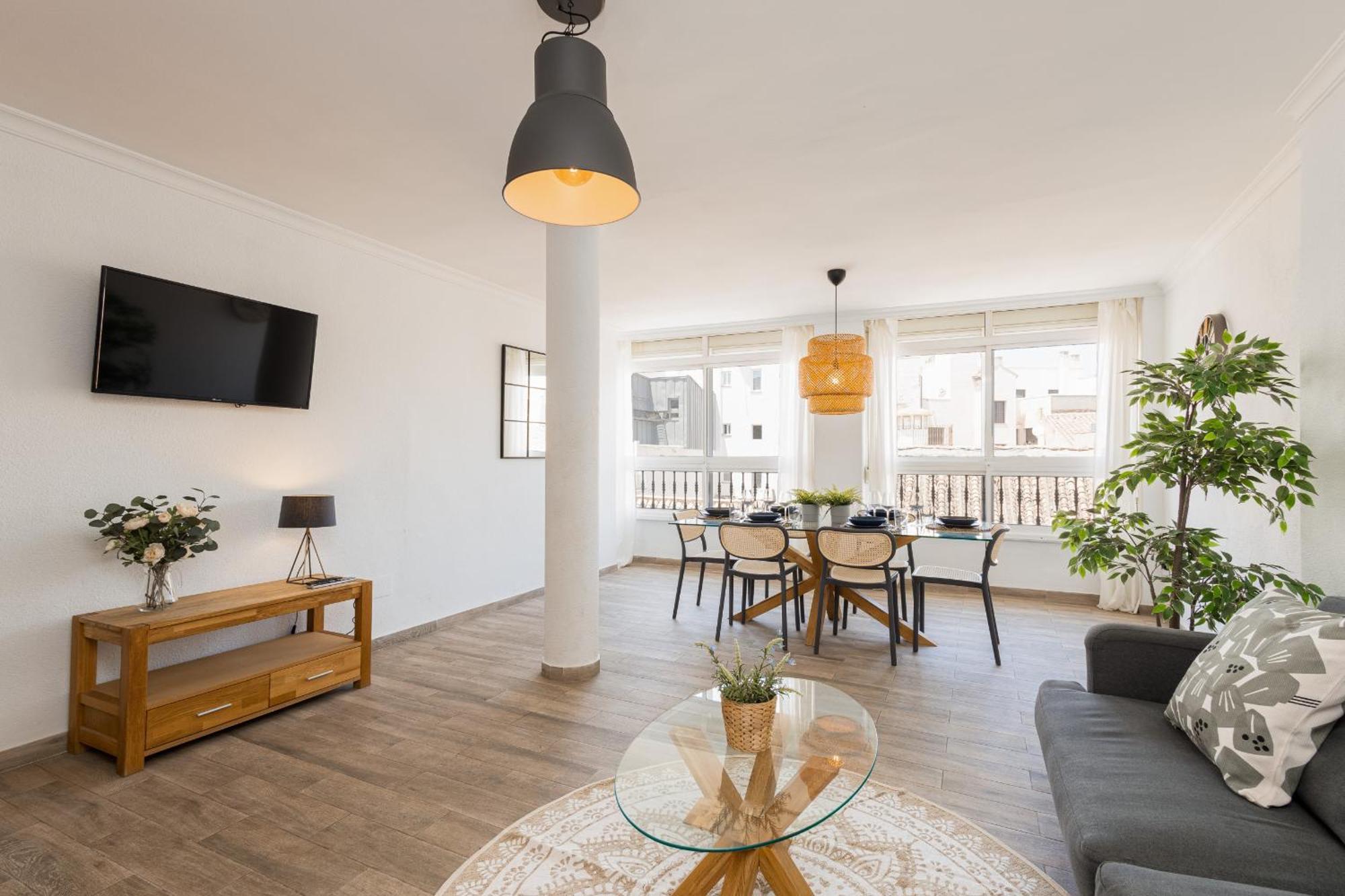 Leilighet C103 - Sunny Terrace, Old Town Views *