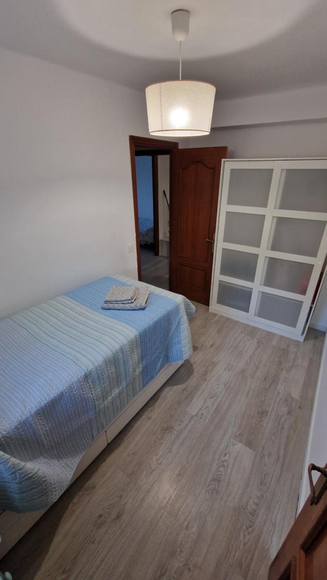 Apartamento Amplio Piso Cerca De La Playa Del Palo *