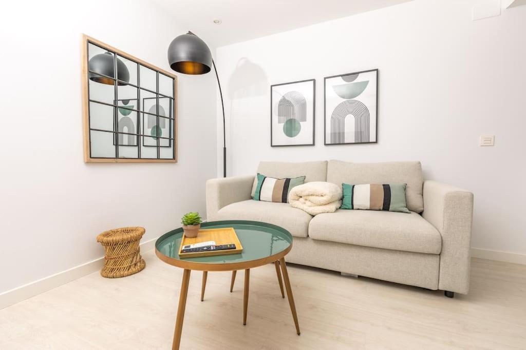 Apartment Carreteria 51 Increible Centro Historico Sinesedesignhomes Malaga
