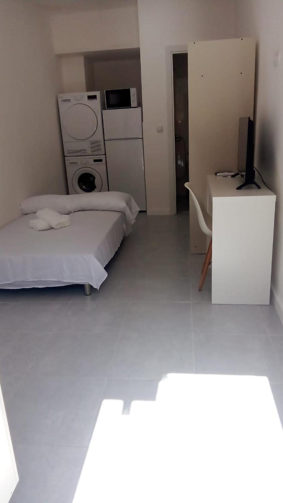 Estudio Encantador Cerca Del Carrefour Rosaleda 1