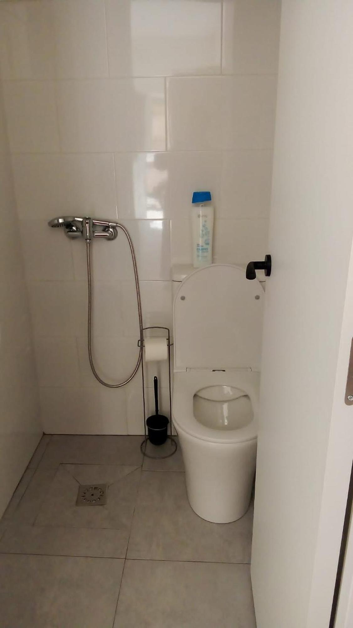Apartment Estudio Encantador Cerca Del Carrefour Rosaleda 1