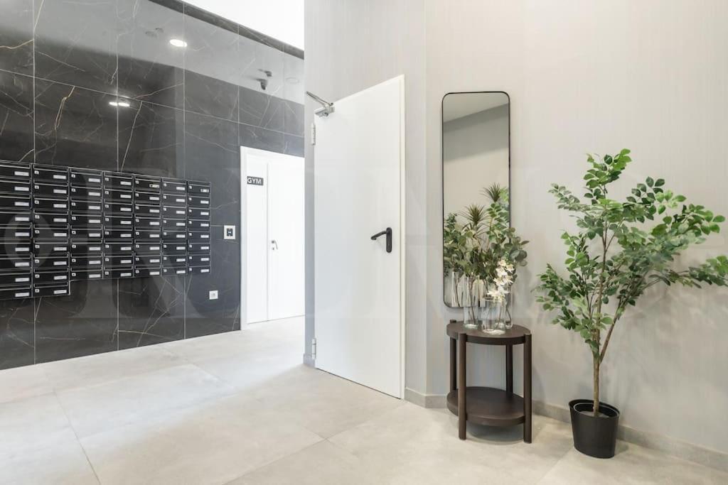 Apartment Urban Sky With Parking & Gym By Rems Malaga