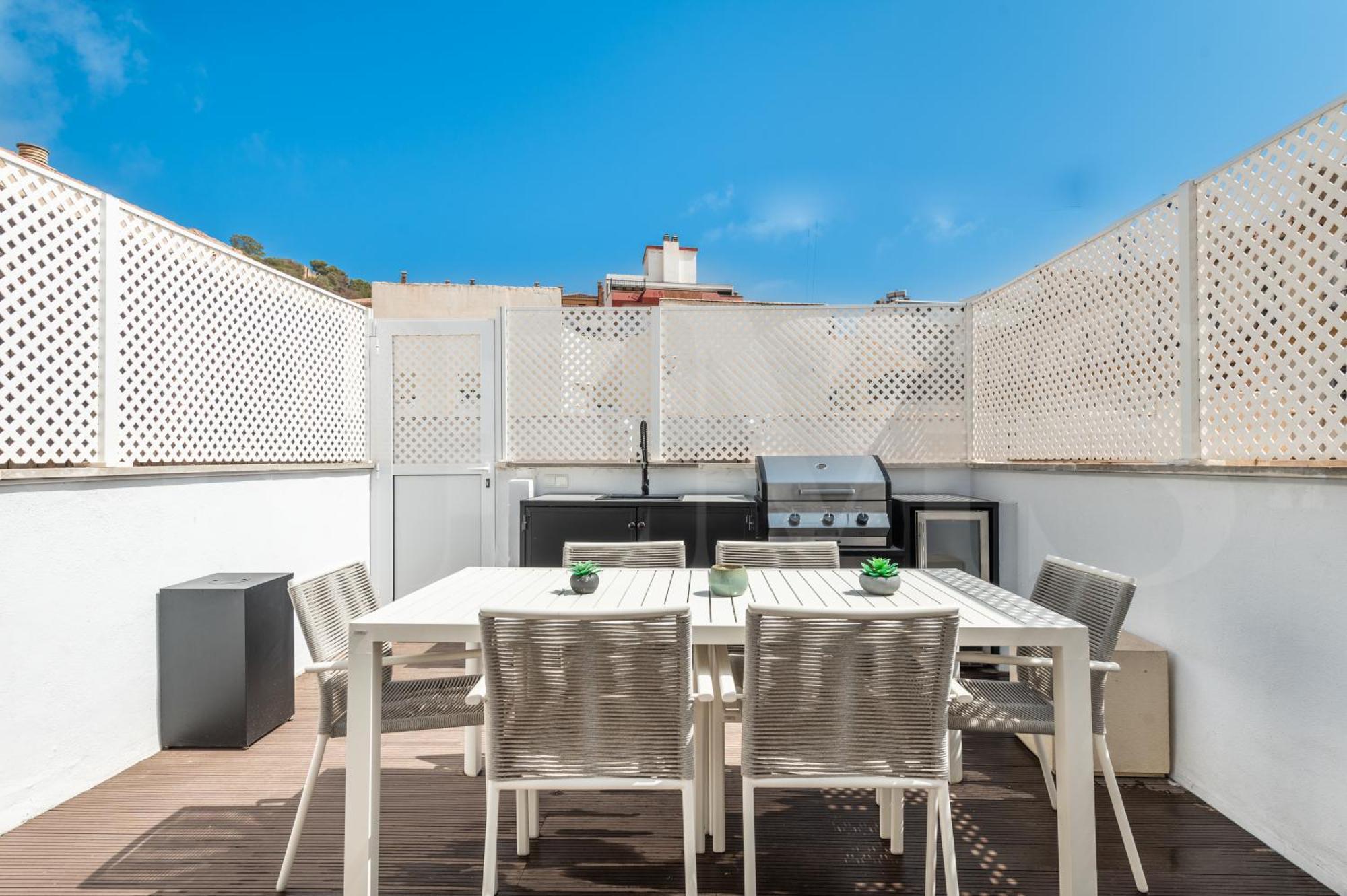 Appartamento Sophisticated & Private Terrace - Center By Rems