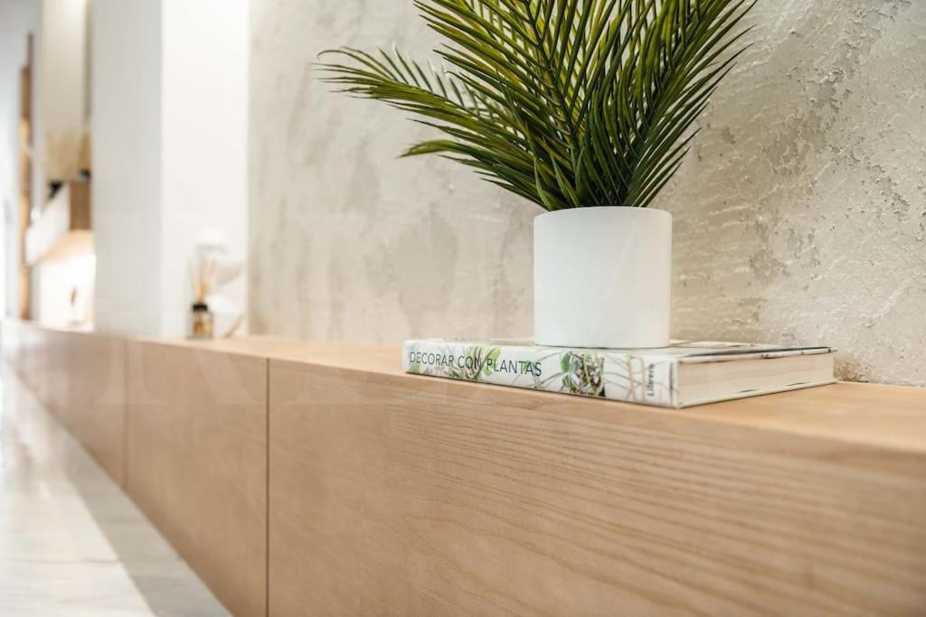 Sophisticated & Private Terrace - Center By Rems Appartamento