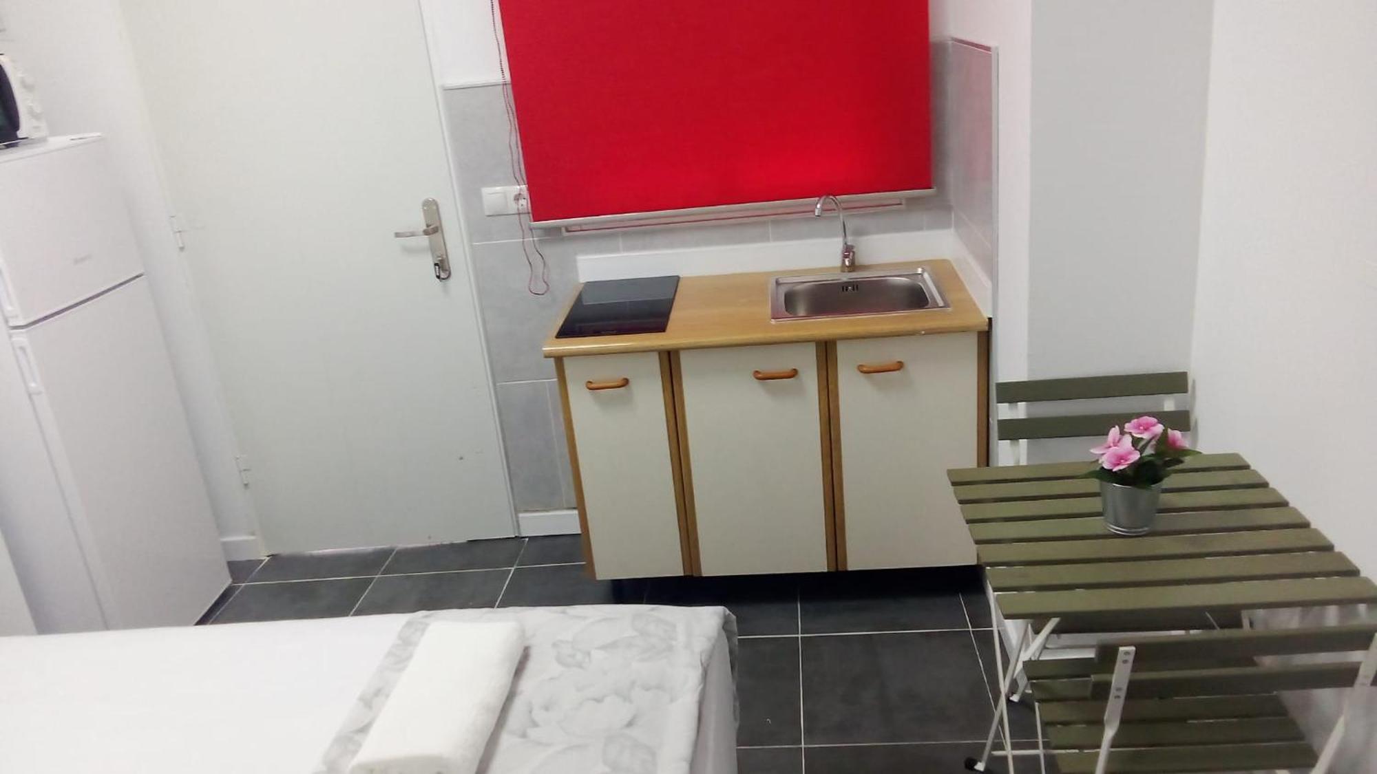 Estudio Encantador Cerca Del Carrefour Rosaleda 1 Apartment Malaga