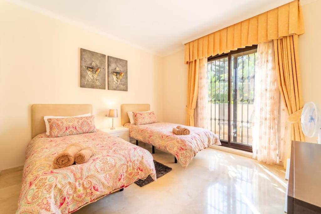 Elegant 3bedroom In La Quinta Marbella Lejlighed Málaga