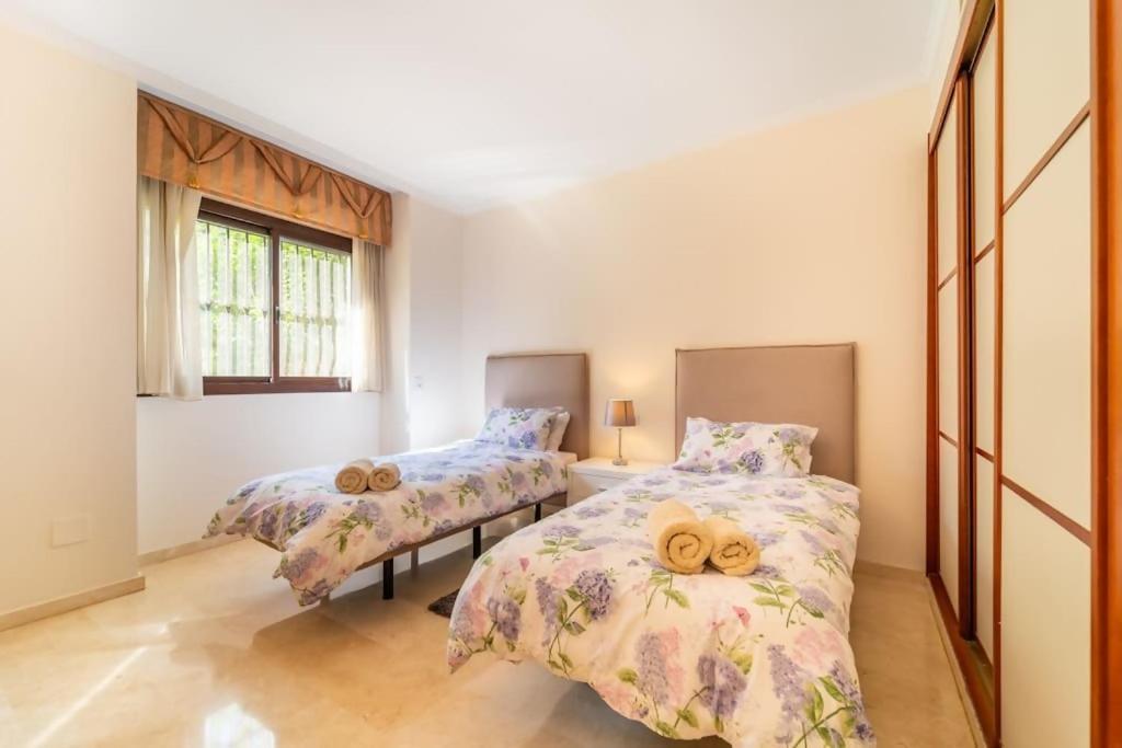 Elegant 3bedroom In La Quinta Marbella Lejlighed