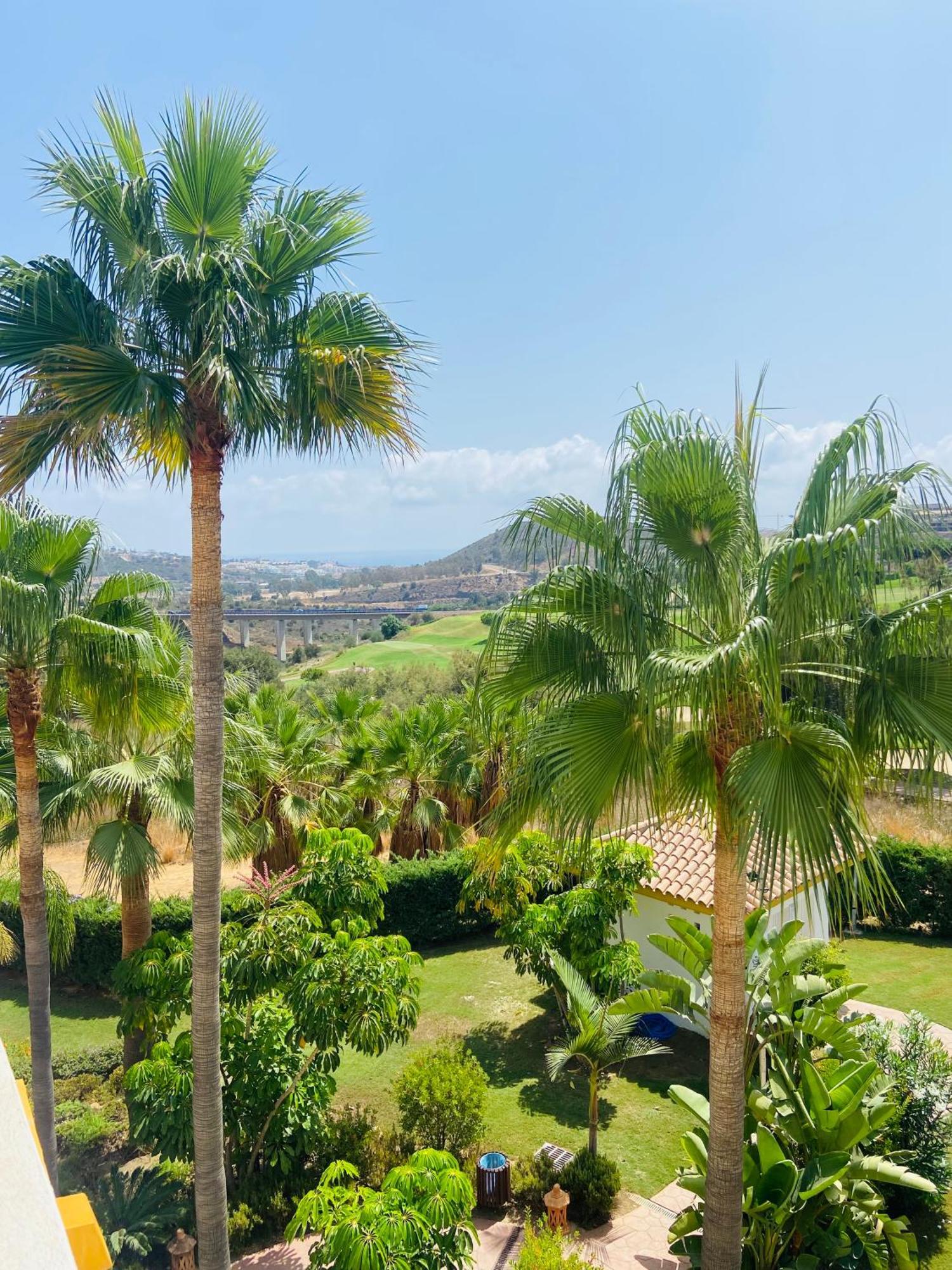 Calanova Grand Golf 2 Bed - Golf Course Views Apartamento