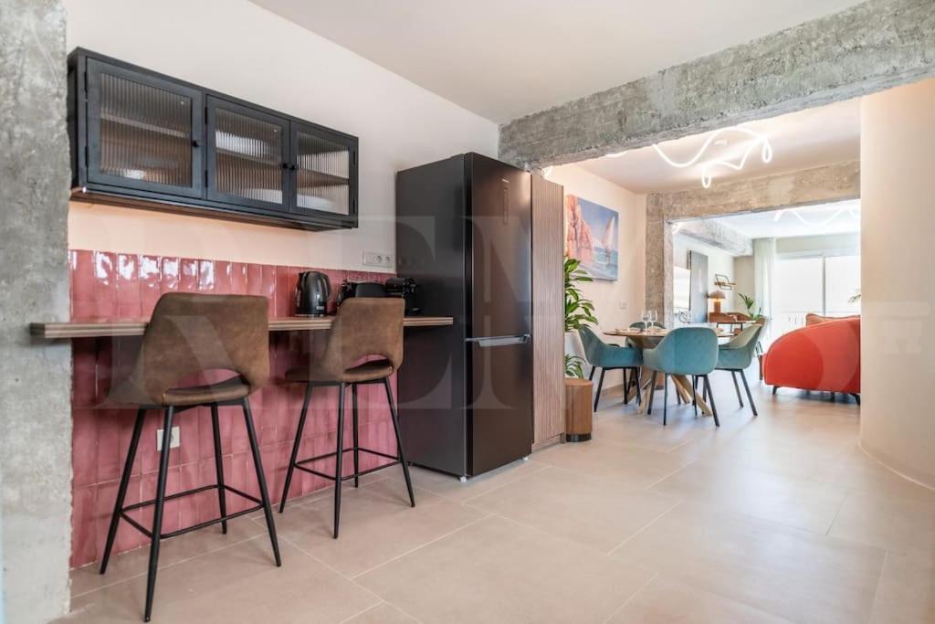 Apartment Art-lovers Heaven With Balcony In Center By Rems Málaga