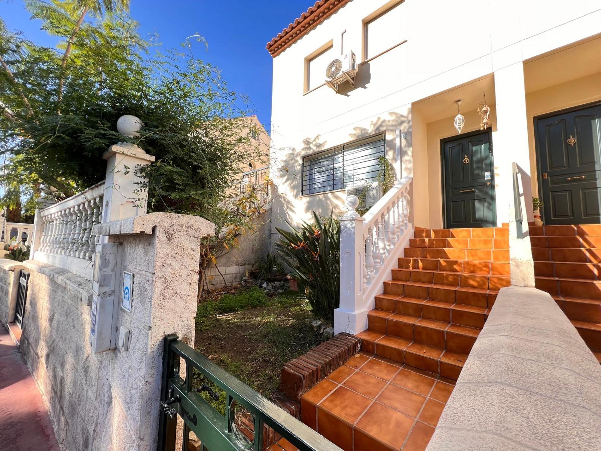 Casa Golf Y Piscina 11 *