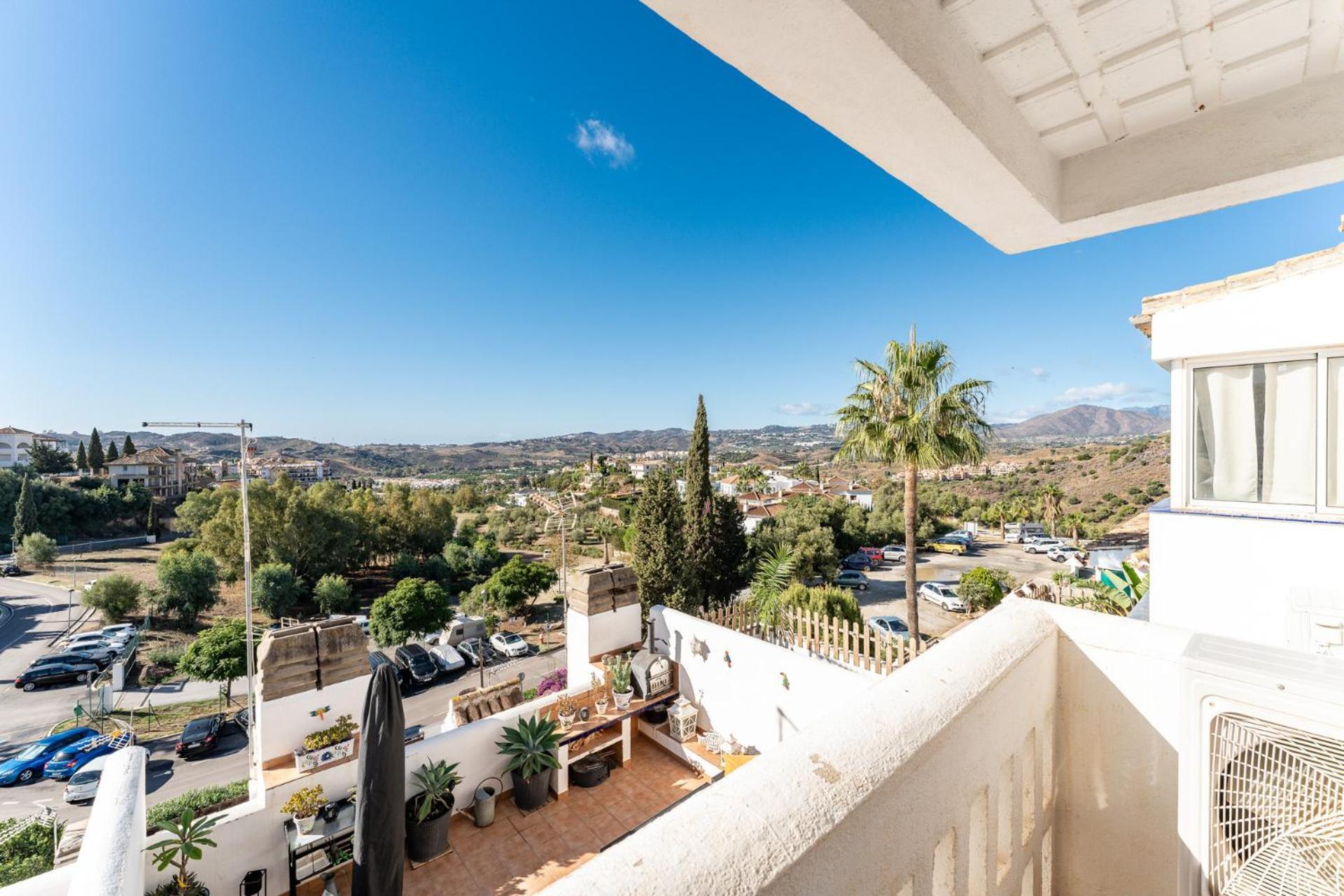 Сasa de vacaciones Beautiful Townhouse Close To Fuengirola Málaga
