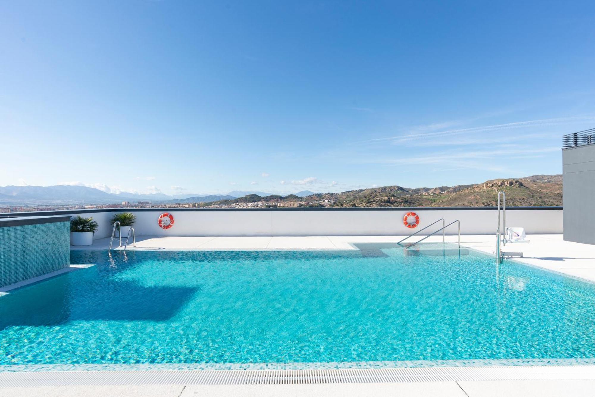 Skyline Ii Pool & Coworking By Ele Leilighet