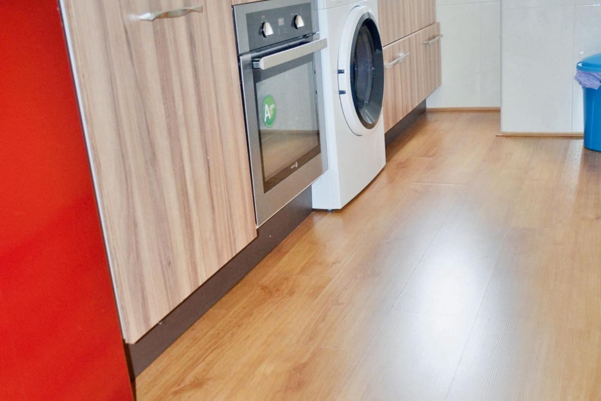 Modern 80 M² + Balcony Apartamento