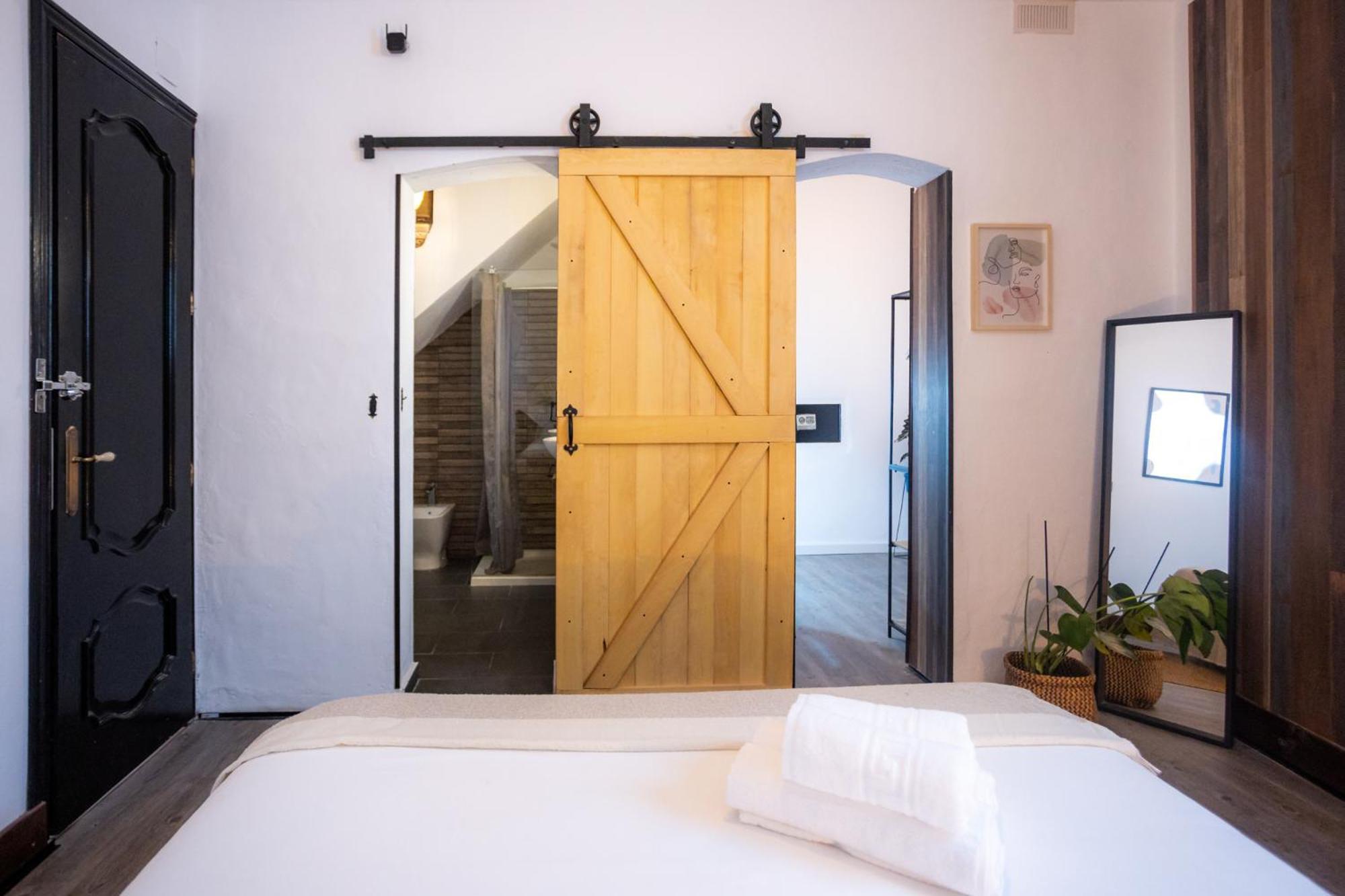 Naim Centro Gjestgiverier Málaga