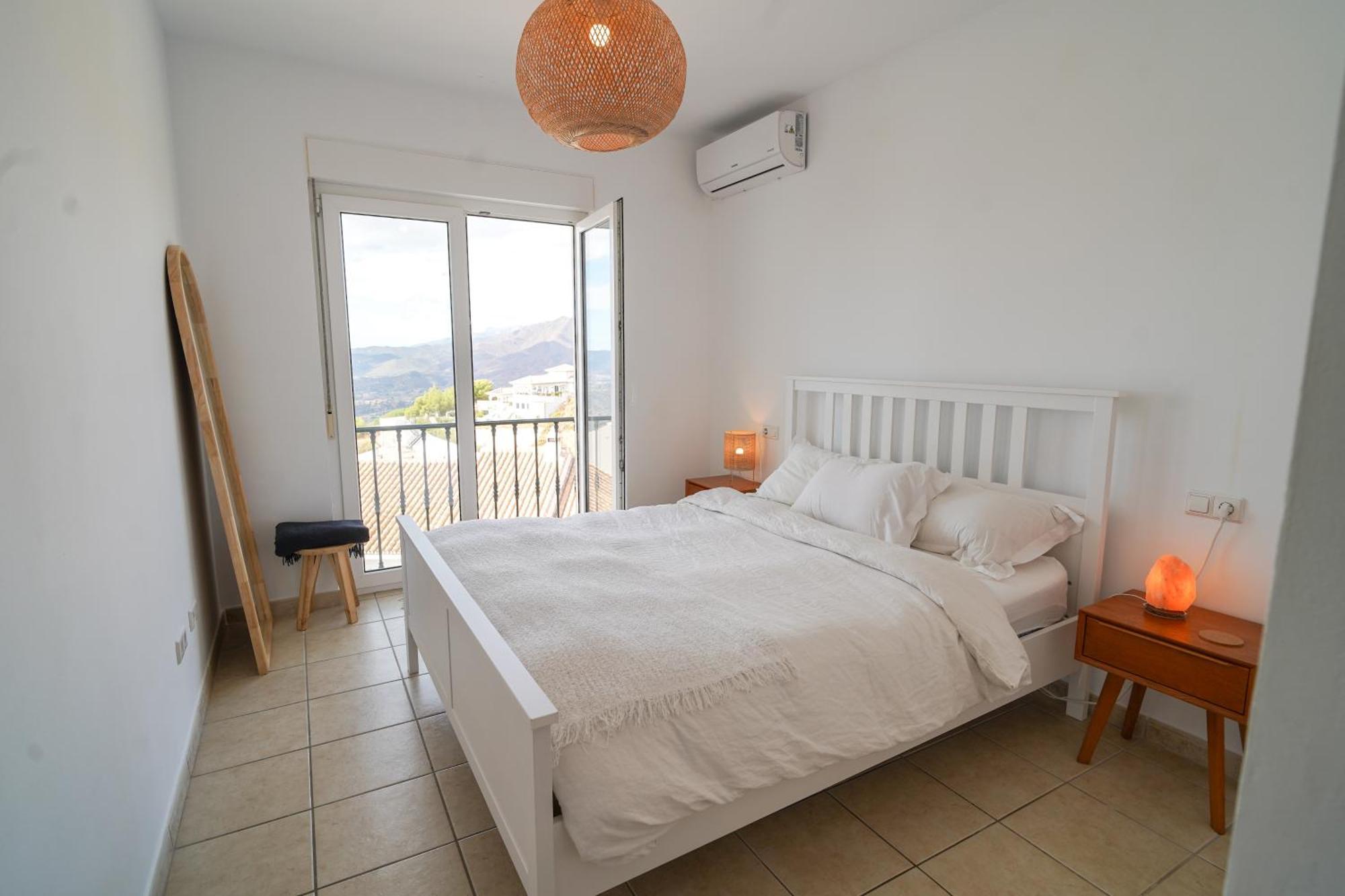 Mijas Townhouse & Mountain Views *
