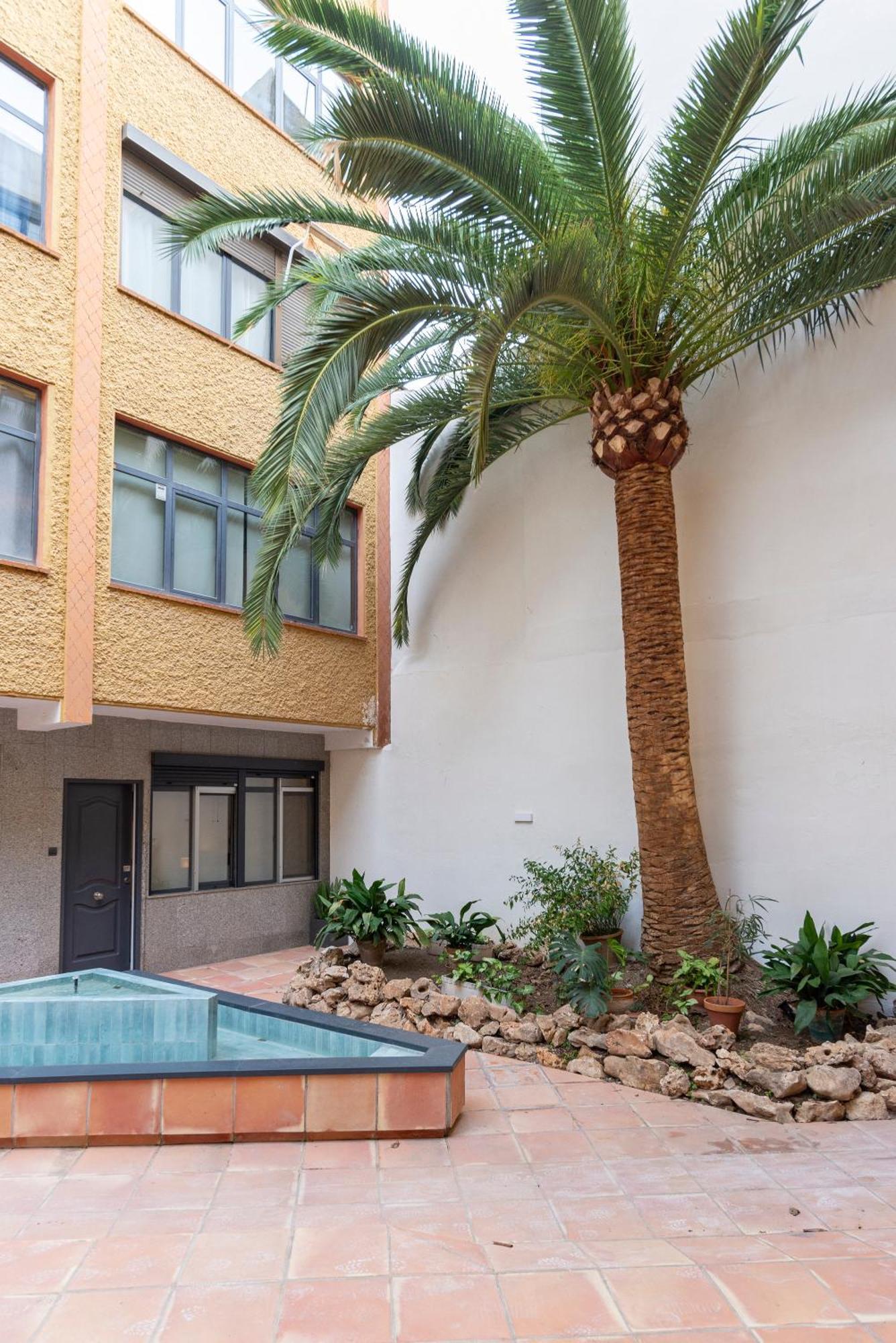 Andres Perez & Quiet Courtyard By Ele Appartamento Málaga