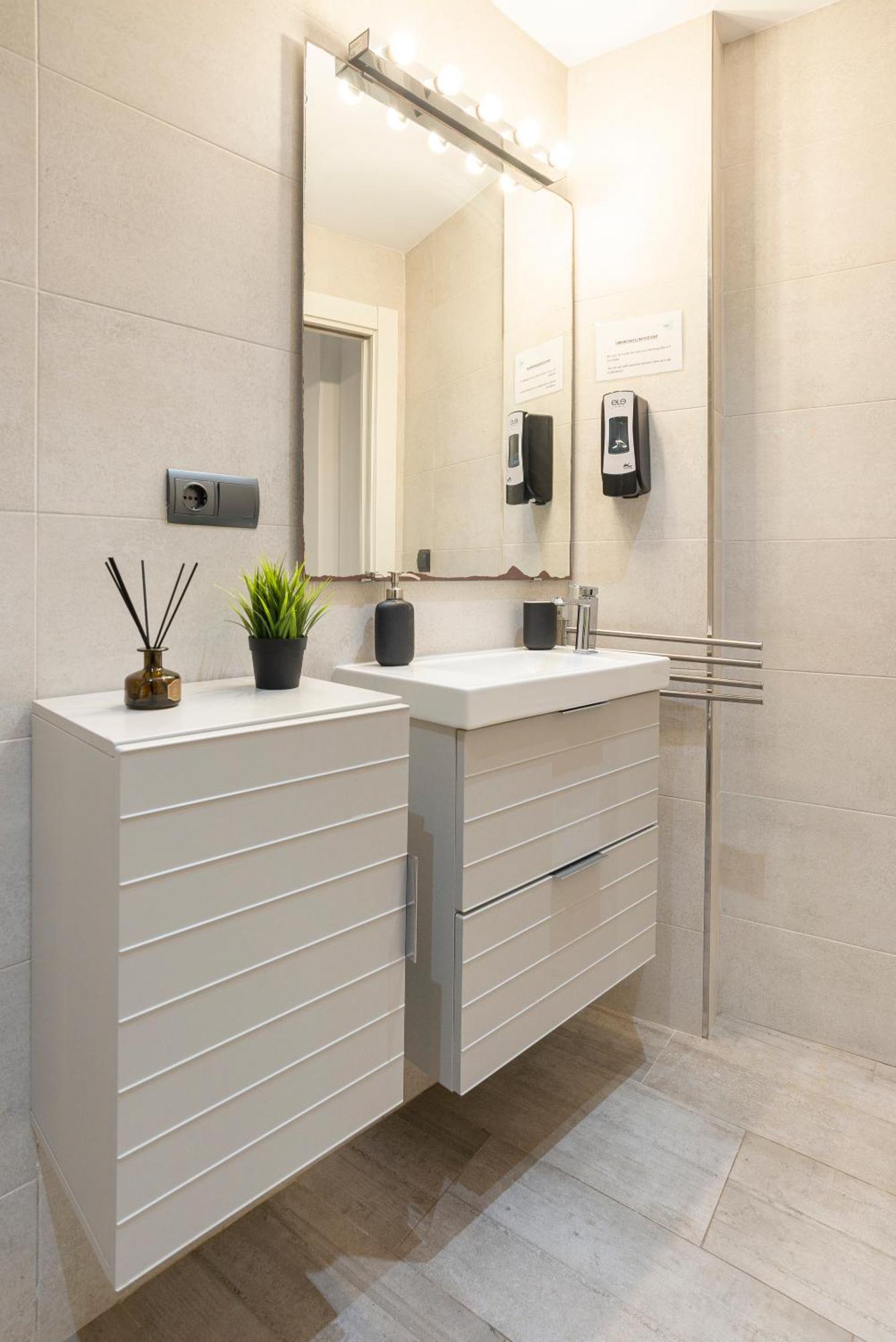 Appartamento Andres Perez & Quiet Courtyard By Ele