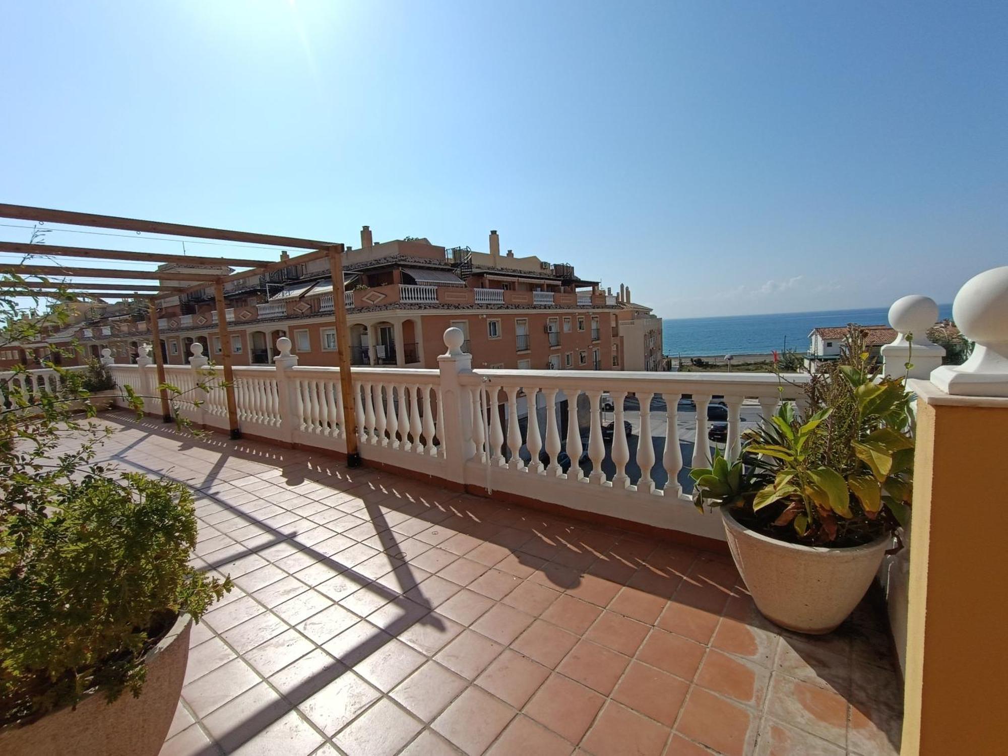 Lovely Penthouse In Front Of The With Free Parking Appartamento Málaga