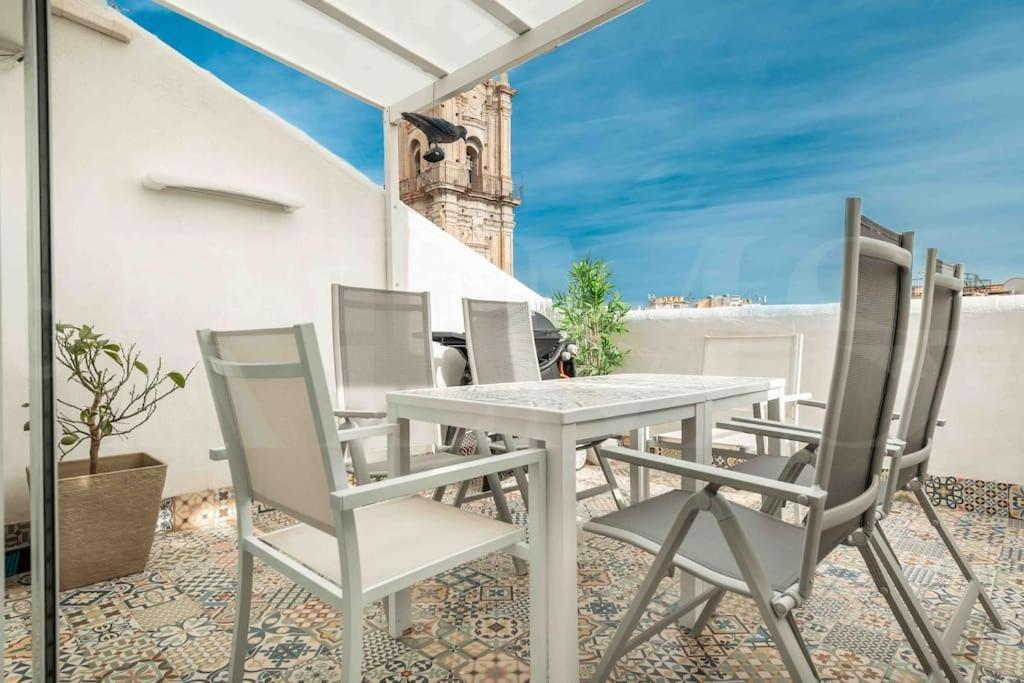 Private Terrace, Barbecue & Cathedral View By Rems Appartement