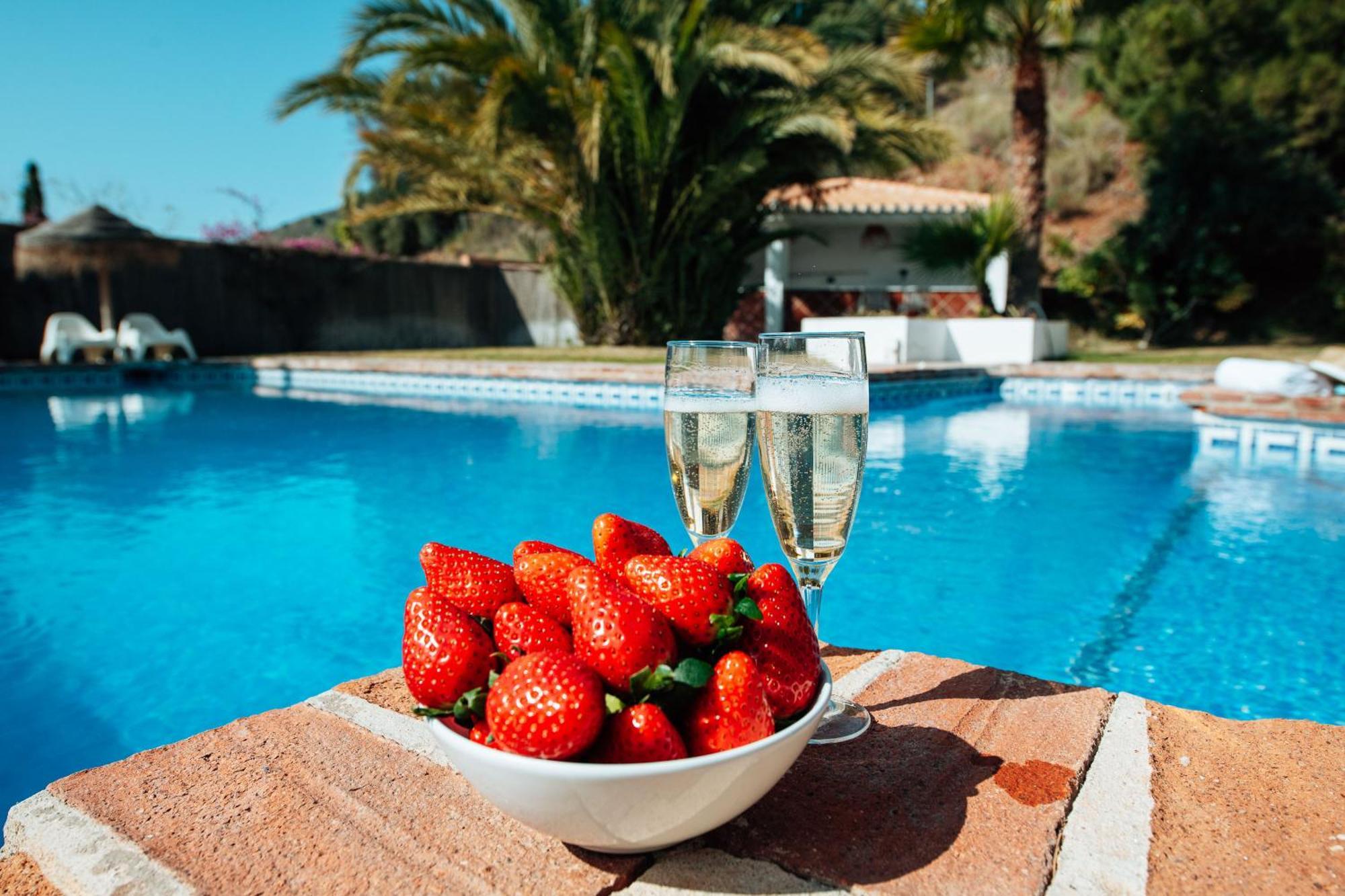 Gran Con Vistas Al Mar Y Piscina Privada Villaer Málaga