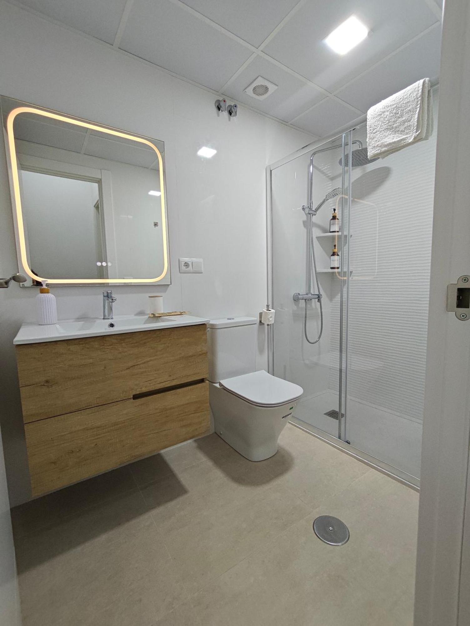 Apartamento Precioso Junto Al Casco Historico Málaga