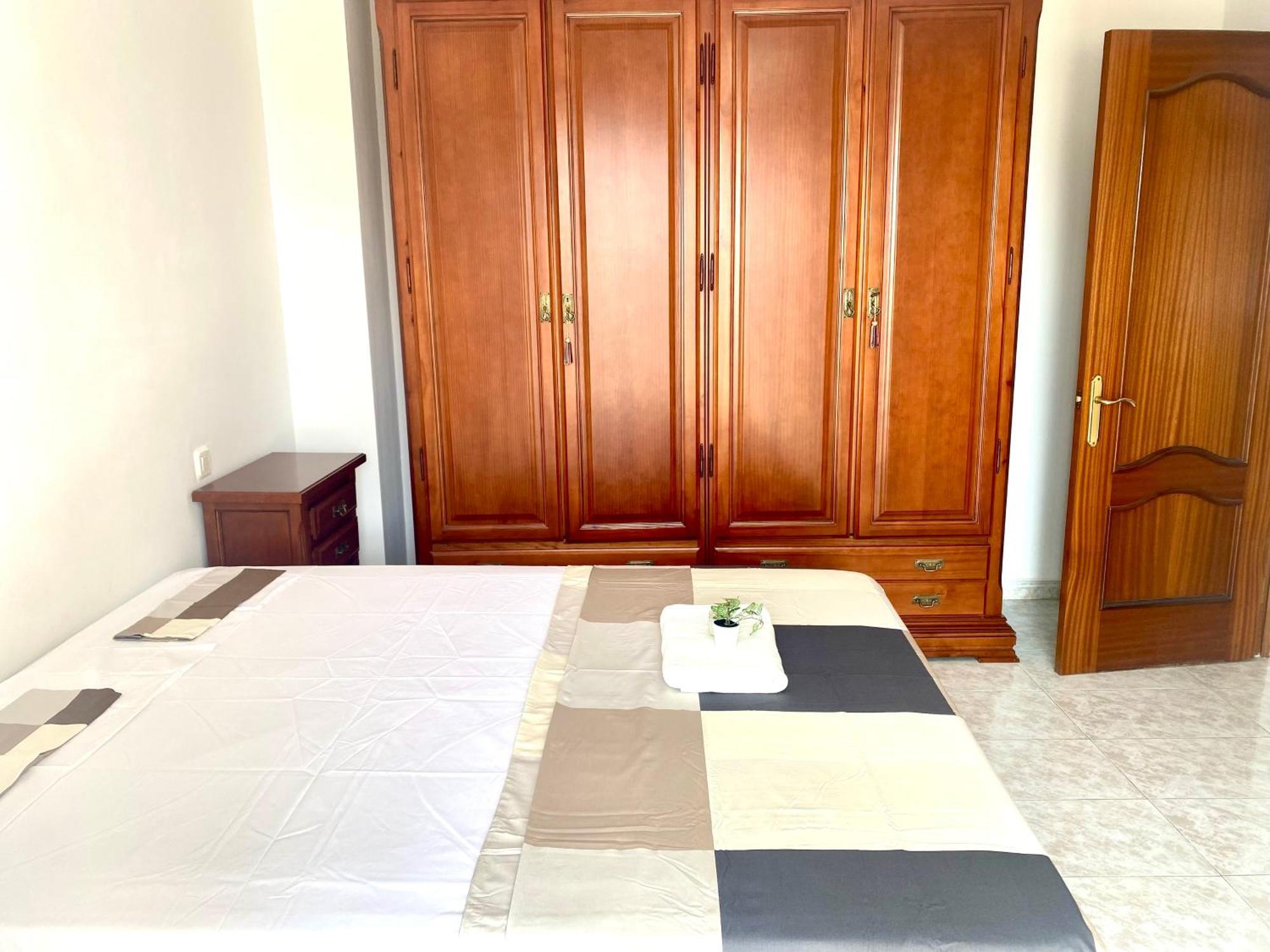 Hevres Centro 2 Parking Gratuito Malaga