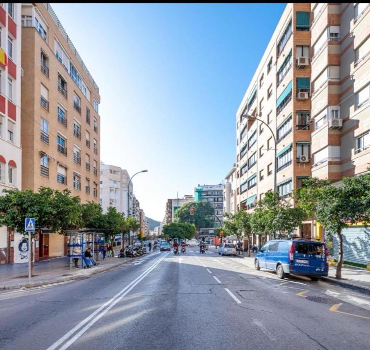 Apartamento With Private Terrace, Kingsize Bed, Highspeed-wifi & Ac
