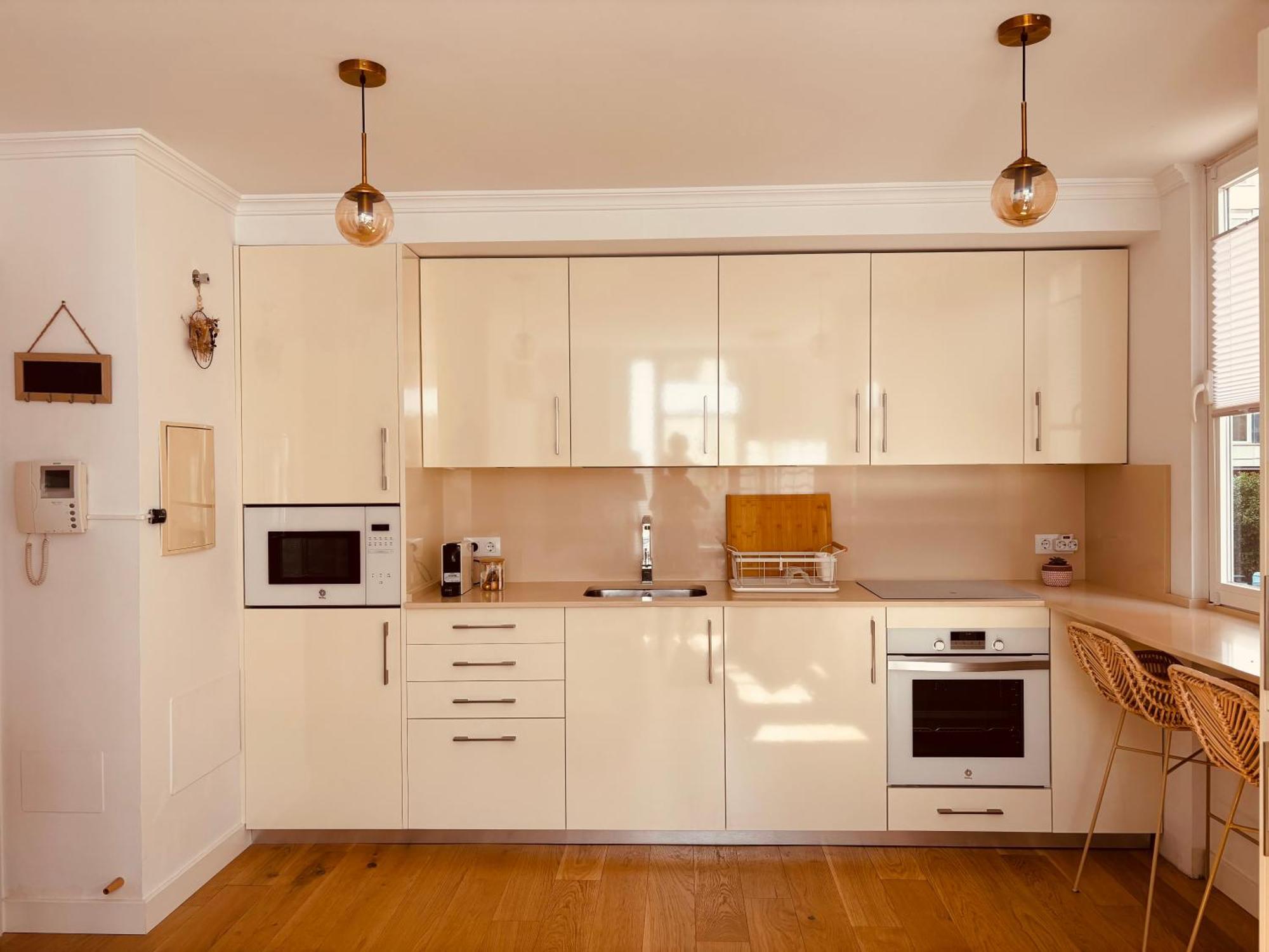 With Private Terrace, Kingsize Bed, Highspeed-wifi & Ac Apartamento Málaga