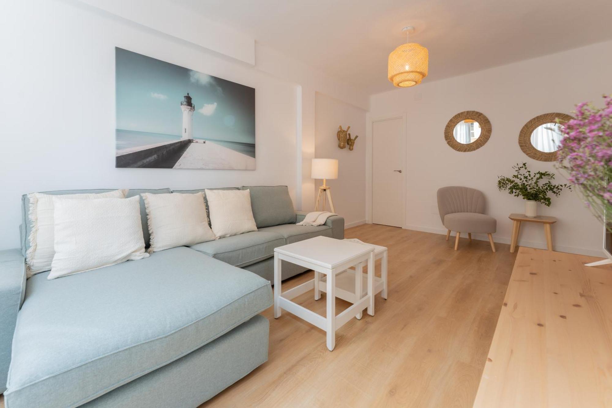 Apartment Lux Oasis - Modern 3br, Fast Wifi, Smarttv Málaga