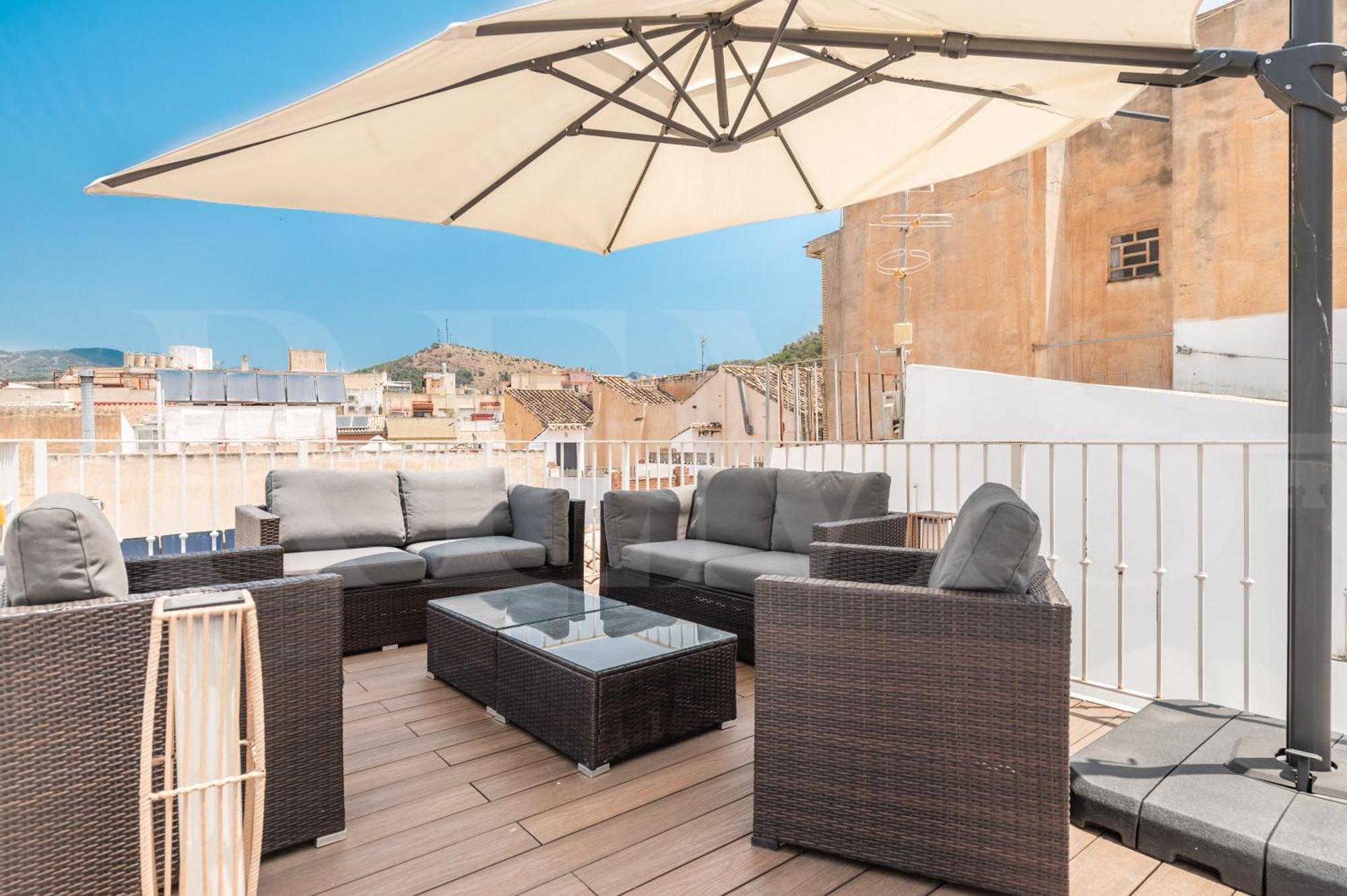 Apartamento Penthouse & Private Rooftop In The Heart Of By Rems