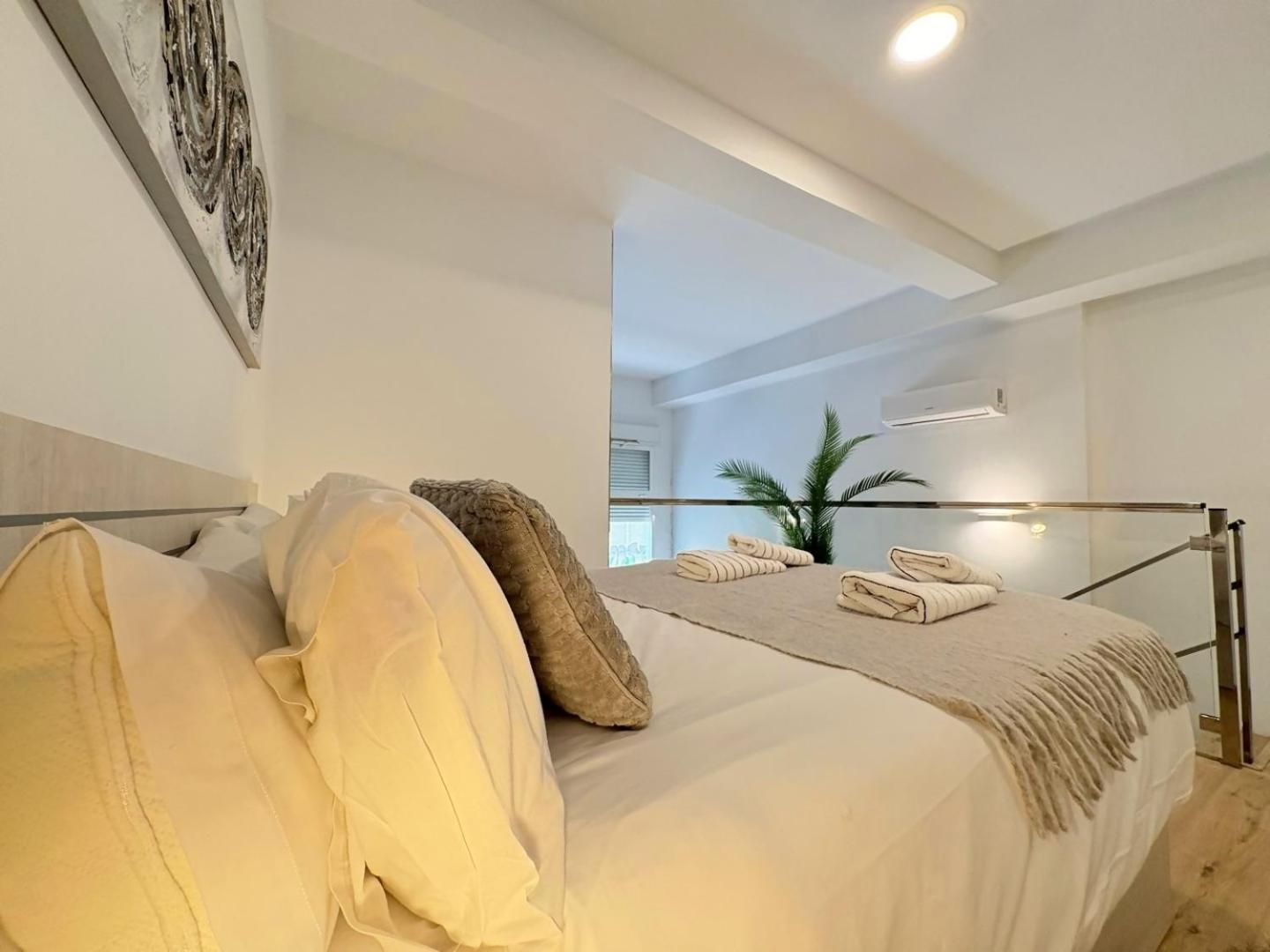 Apartamento Duplex Huelin Ii & Málaga