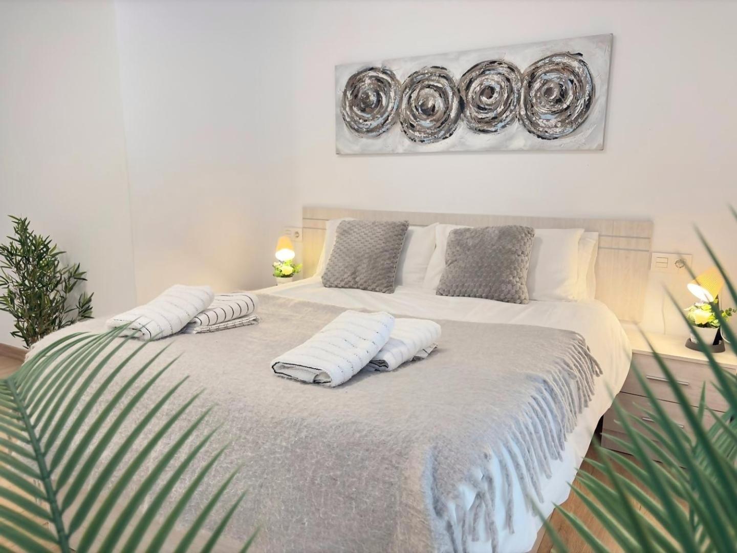 Duplex Huelin Ii & Apartamento Málaga