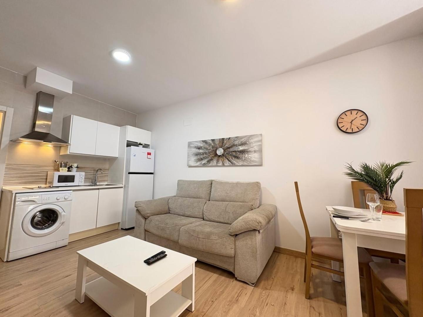 Duplex Huelin Ii & Apartamento *