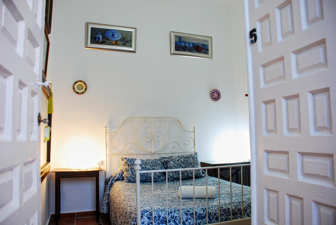 Bed & Breakfast Patio 19 2*