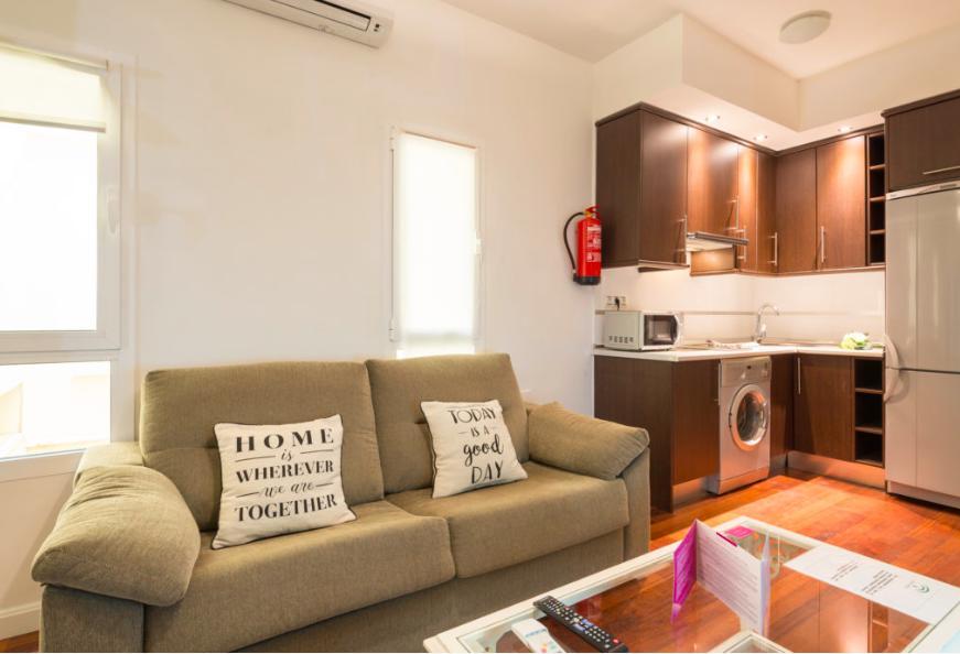 Victoria Suites *