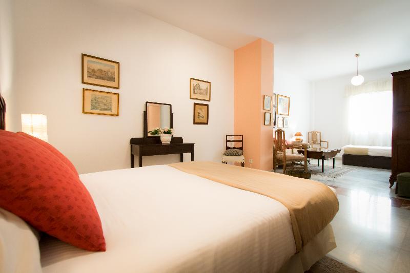 Holidays2malaga Apartamento *
