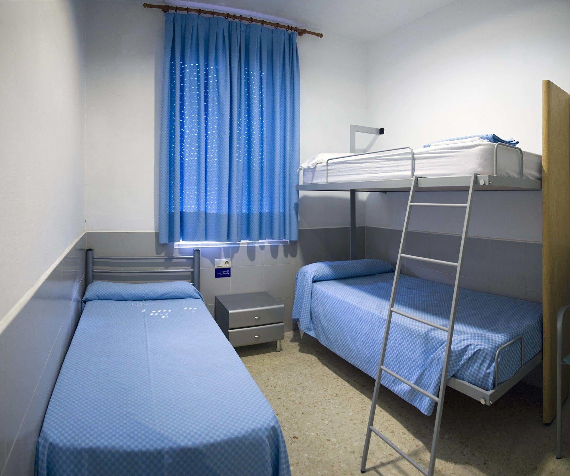 Inturjoven Hostal *