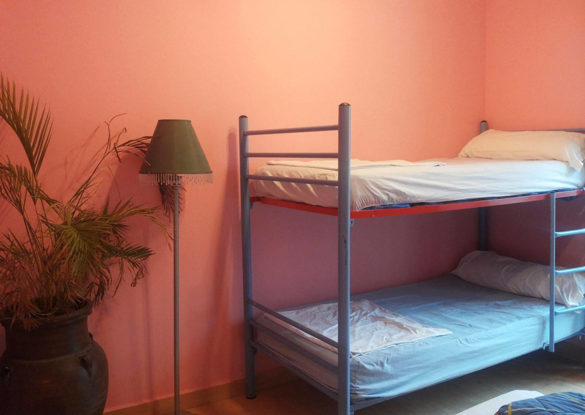 Casa de hóspedes Pink House Málaga