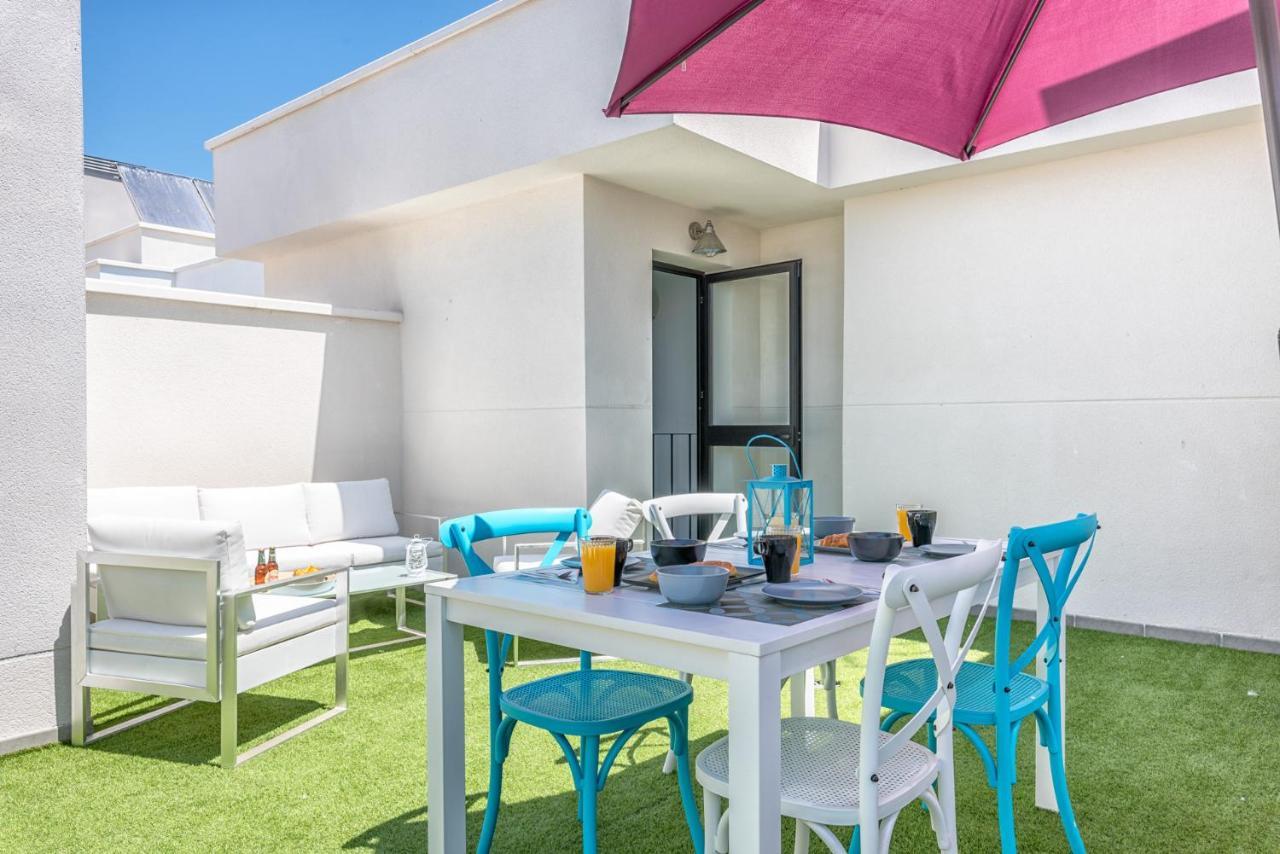 Atico Terraza Privada Piscina Centro Ac Nuevo 1hab Málaga