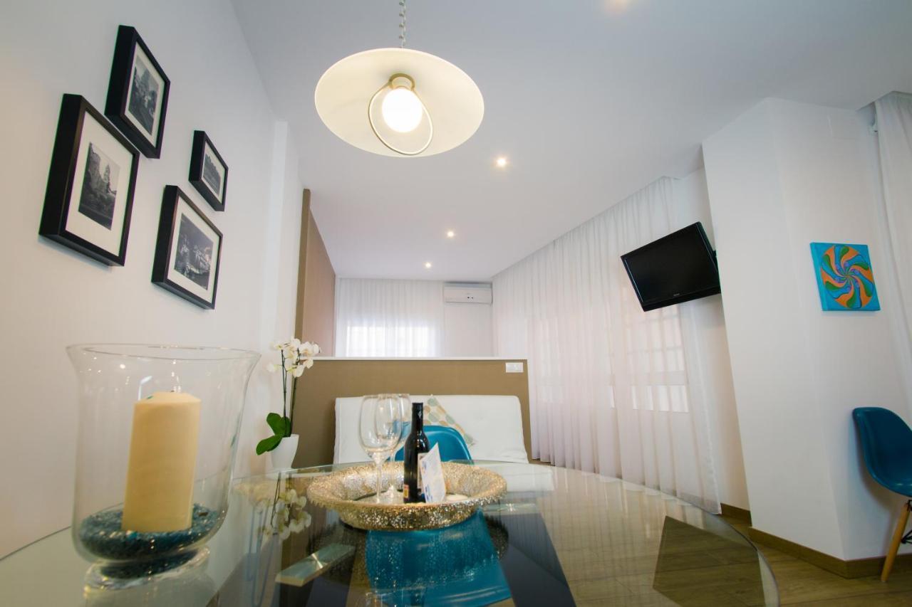 Holidays2malaga Malagueta Apartment *