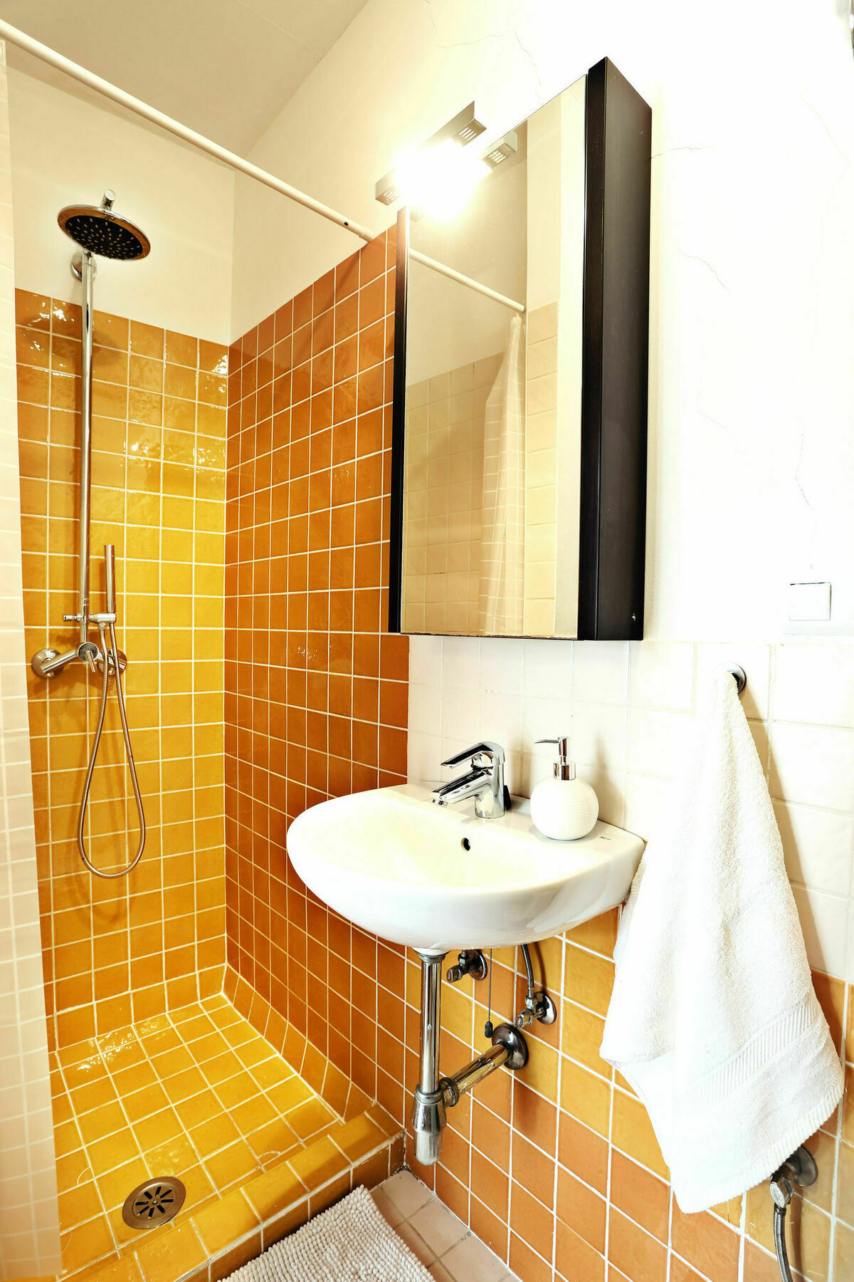 Cozy And Bright Center Apartamento *