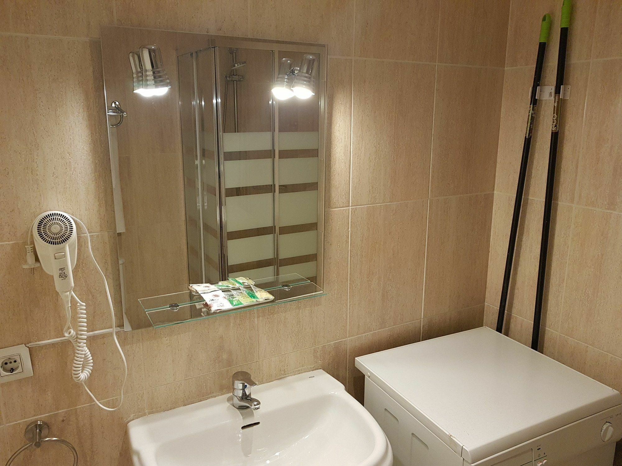 Fan Flat Mariscal Appartement