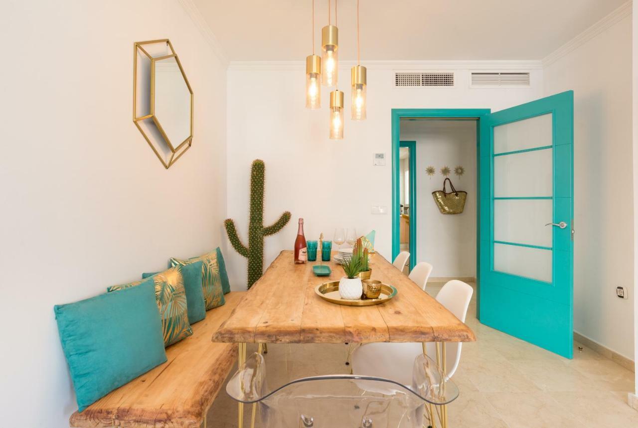 Appartement Charming On The - Pool And Parking