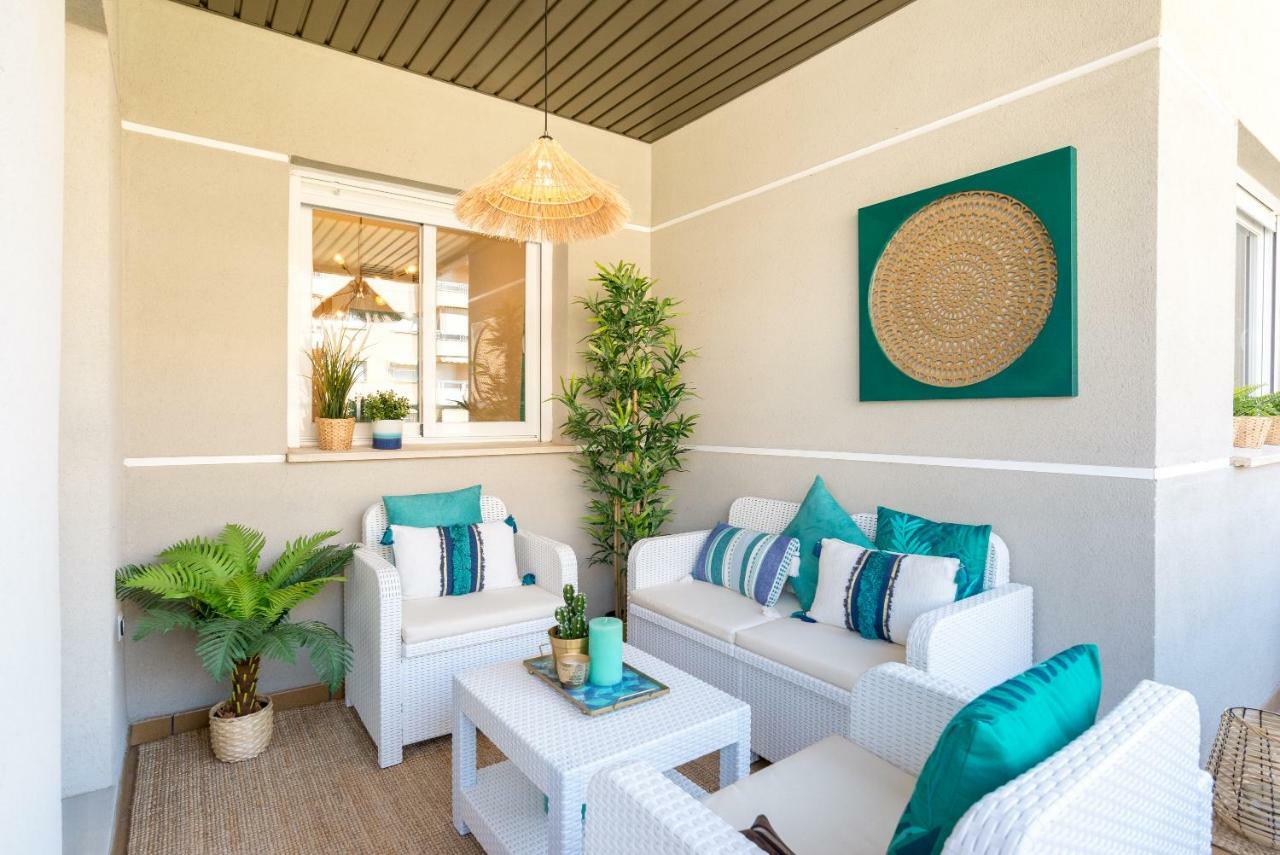 Appartement Charming On The - Pool And Parking