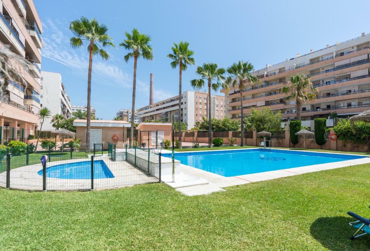 Appartement Charming On The - Pool And Parking