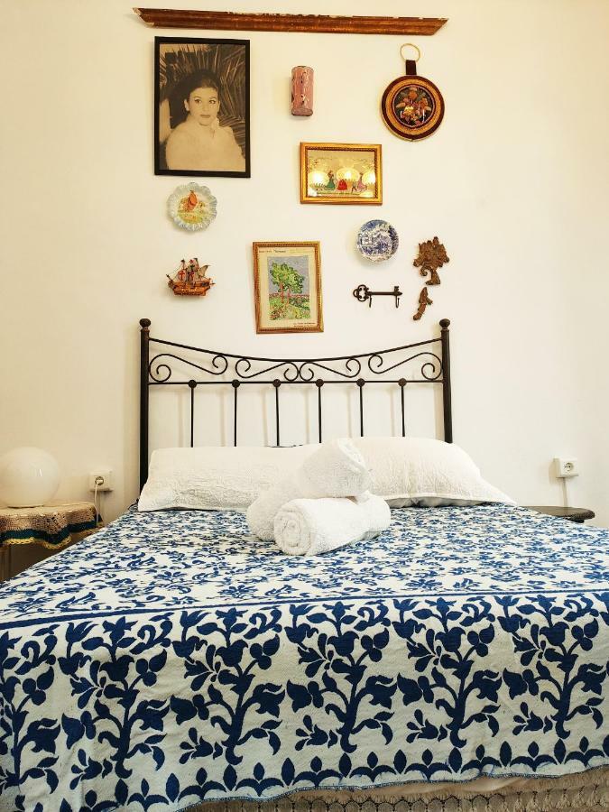 Bed & Breakfast Patio 19 2*