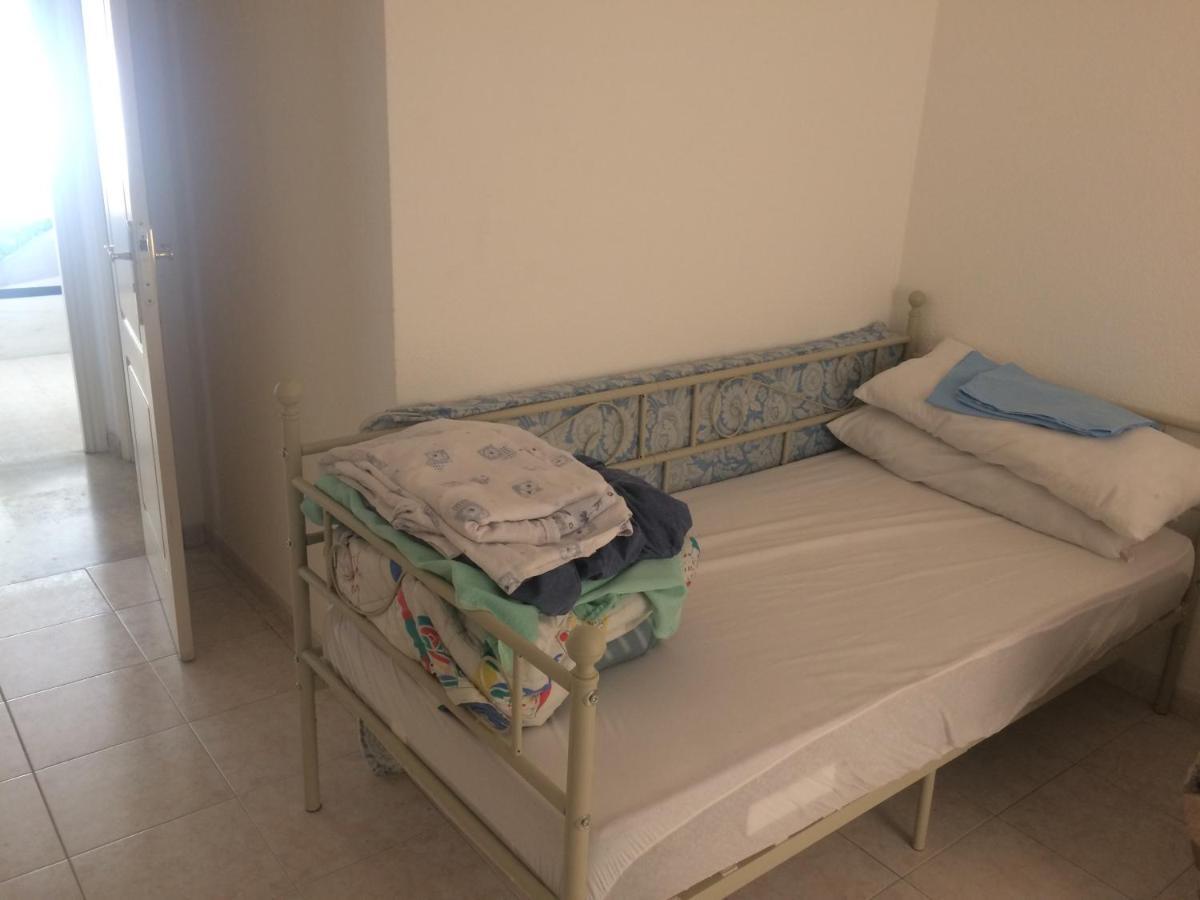 Habitación En Apartamento Carlos Haya