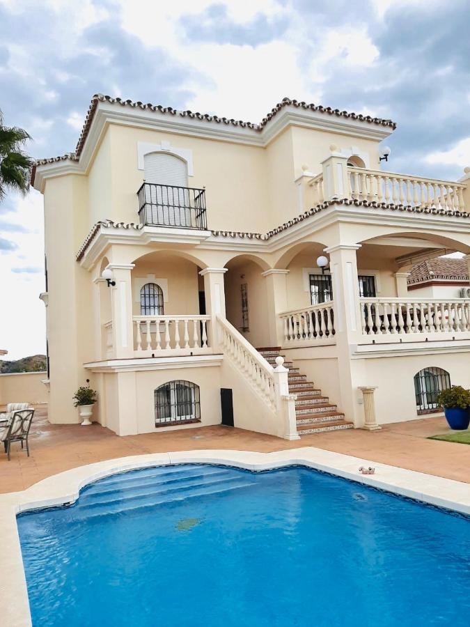 Precioso Chalet De Lujo En Capital, Junto Al Parque Tecnológico * Málaga