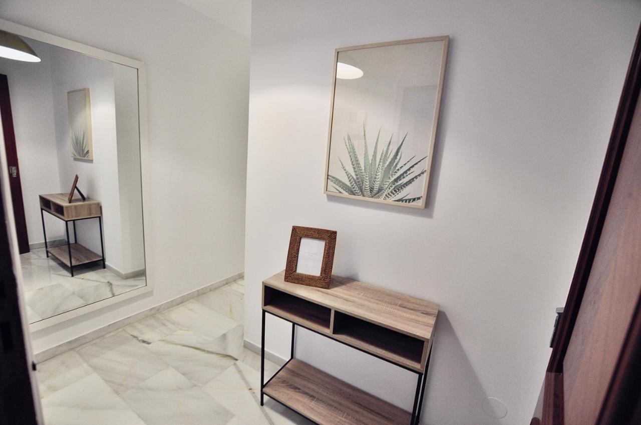 Apartamento Luminoso Y Coqueto Con Jardín Málaga