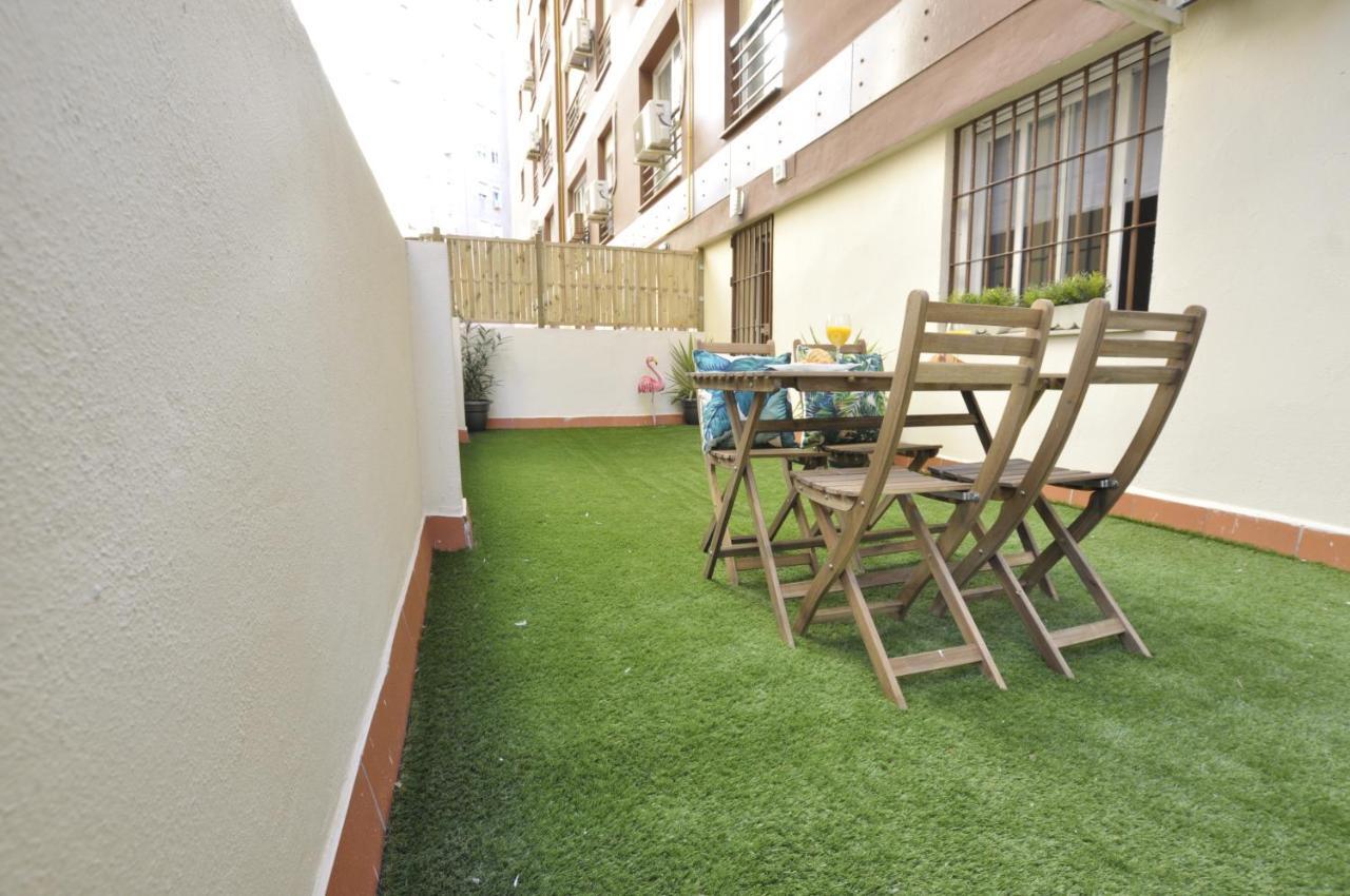 Luminoso Y Coqueto Con Jardín Apartamento